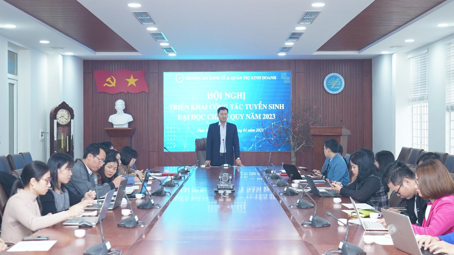 Hội nghị triển khai công tác tuyển sinh đại học chính quy năm 2023