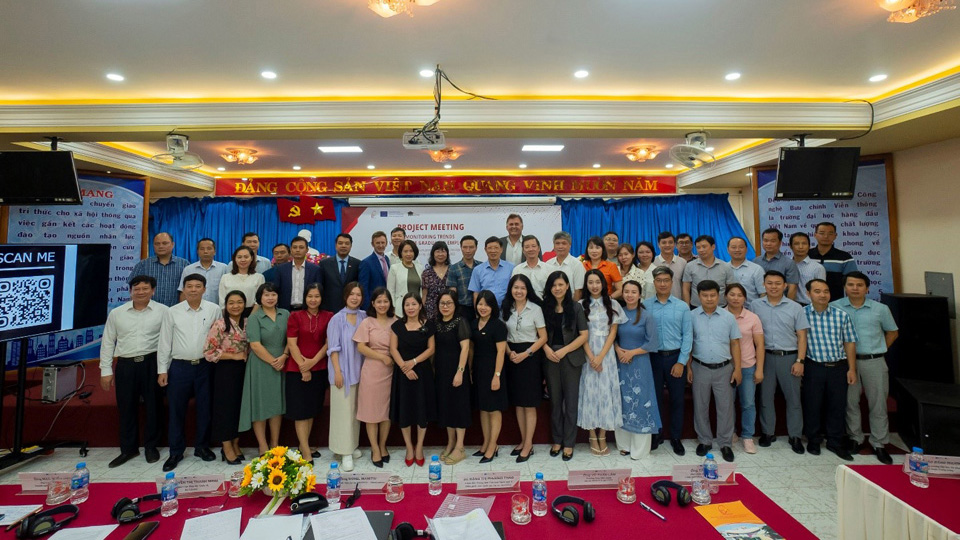 Hội thảo phổ biến kết quả Dự án Khảo sát xu hướng việc làm của sinh viên Việt Nam sau tốt nghiệp