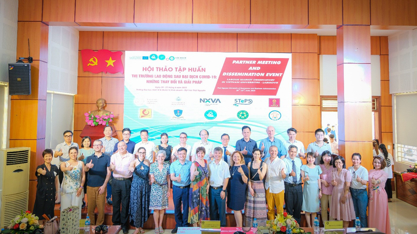 Hội thảo “Thị trường lao động sau Đại dịch COVID-19: Những thay đổi và Giải pháp