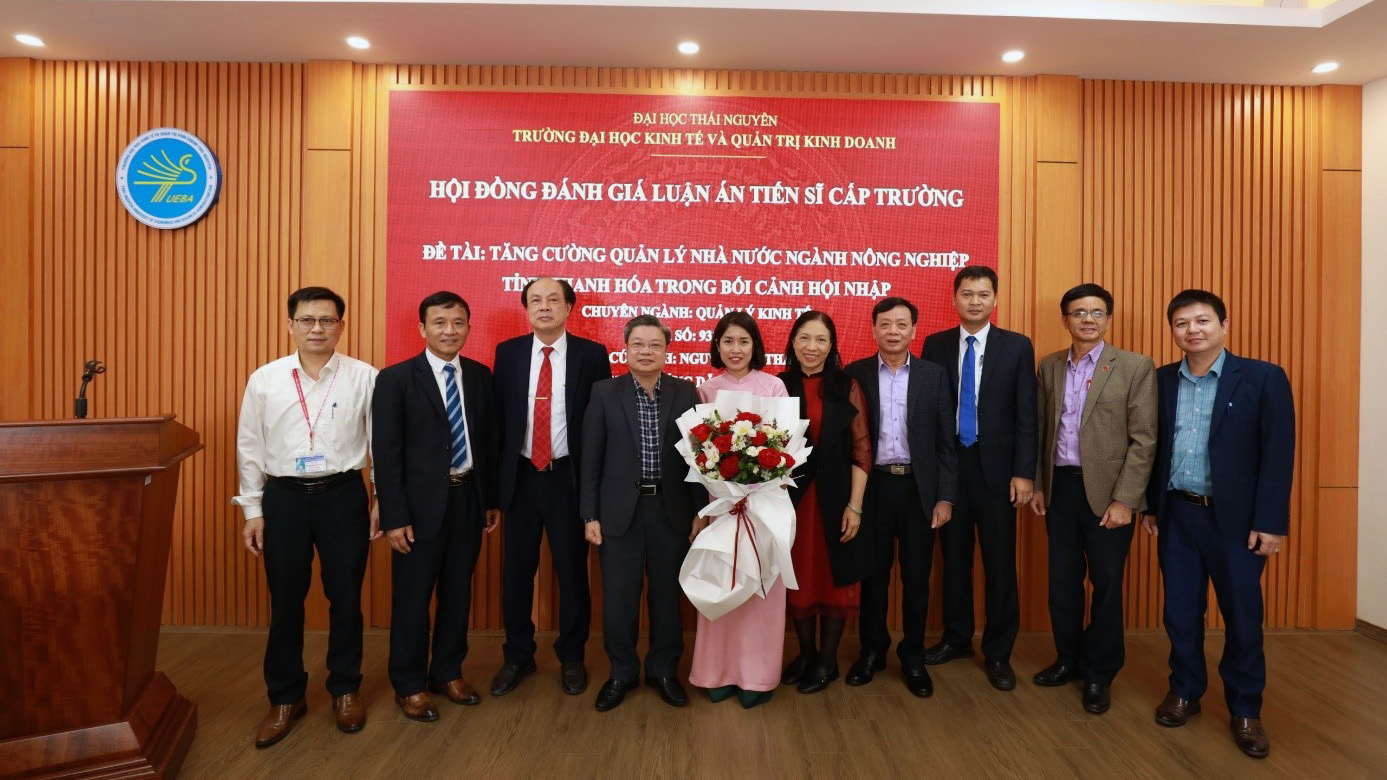 Nghiên cứu sinh Nguyễn Thị Thanh Hải bảo vệ thành công luận án tiến sĩ tại Trường ĐHKT&QTKD