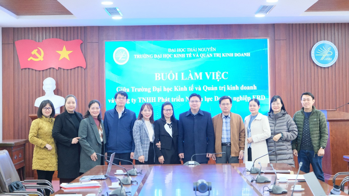 Làm việc với Công ty trách nhiệm hữu hạn Phát triển Nguồn lực Doanh nghiệp ERD