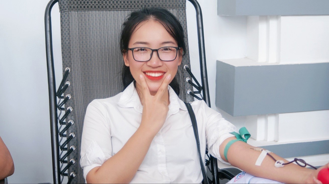 Gương sáng sinh viên Kiều Thu Huyền