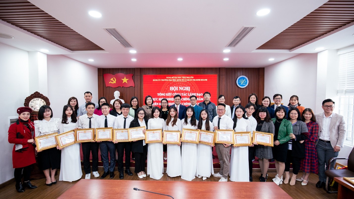 Hội nghị Tổng kết công tác lãnh đạo thực hiện nhiệm vụ chính trị năm 2022, triển khai nhiệm vụ chính trị năm 2023