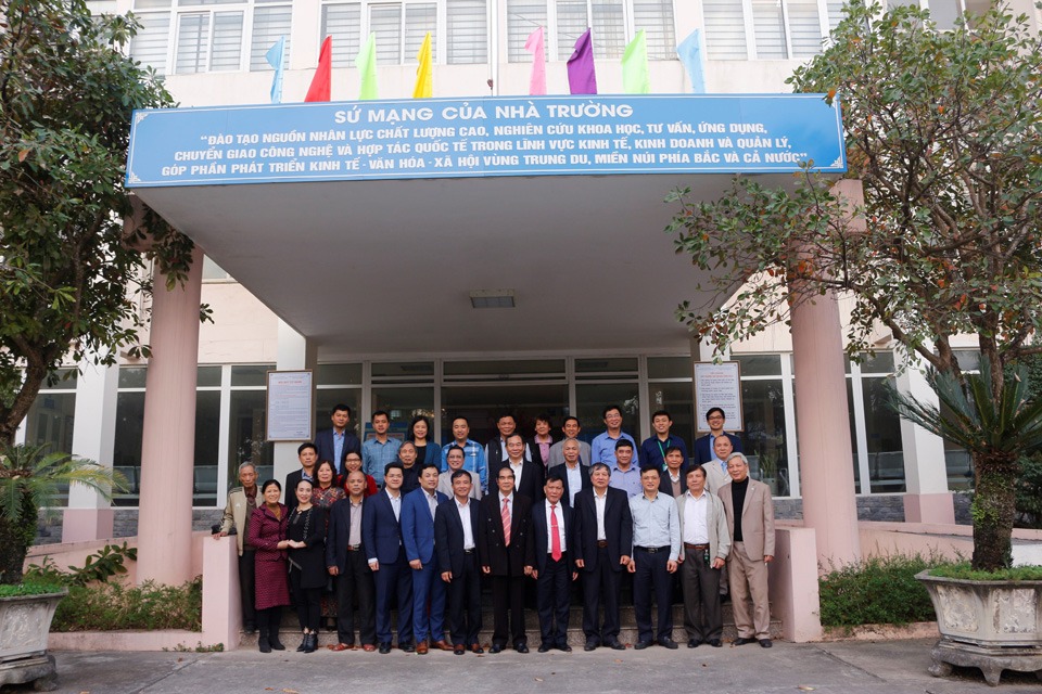 Gặp mặt CLB Hưu trí nhân dịp Tết Nguyên đán Nhâm dần 2022