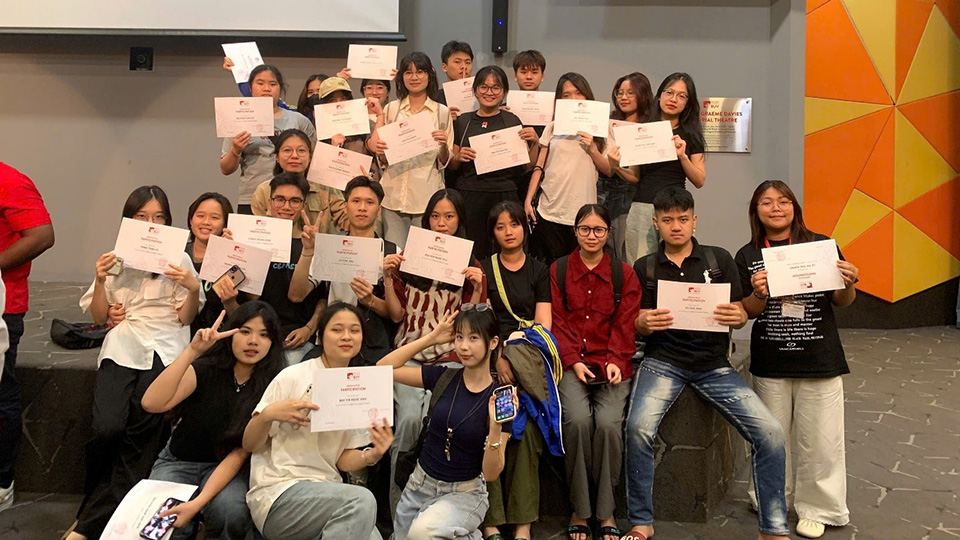 TUEBA – BUV Tổ chức Lễ Tổng Kết Khóa Học Tiếng Anh Học Thuật: Vinh Danh Nỗ Lực – Sẵn Sàng Hội Nhập Toàn Cầu