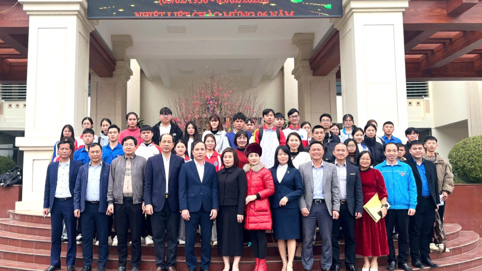 Lan tỏa yêu thương, tiếp thêm động lực cho sinh viên TUEBA  vượt khó dịp Tết Nguyên đán