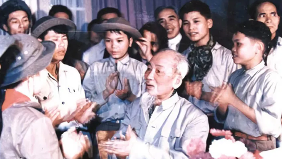Chủ tịch Hồ Chí Minh – Hành trình vĩ đại từ người thanh niên yêu nước đến vị lãnh tụ của dân tộc