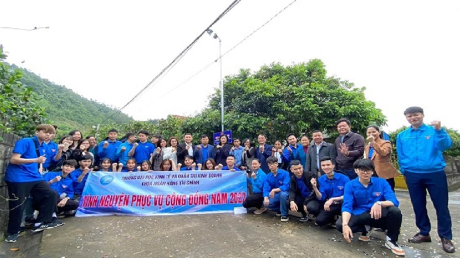 Tình nguyện phục vụ cộng đồng năm 2022 Khoa Ngân hàng - Tài chính