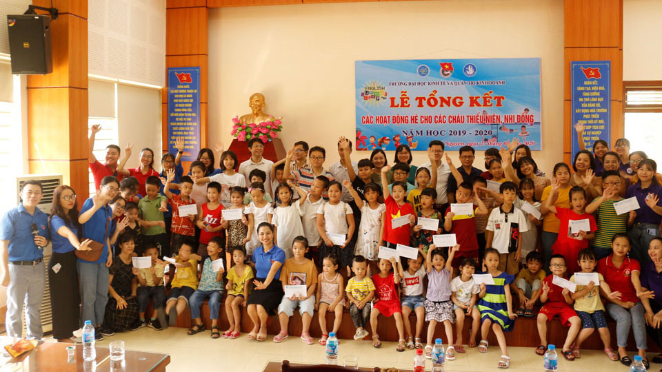 Trải nghiệm mùa hè sôi động cùng thiếu niên nhi đồng Trường Đại học Kinh tế và Quản trị Kinh doanh năm 2020