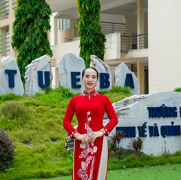 TS. BÙI NỮ HOÀNG ANH