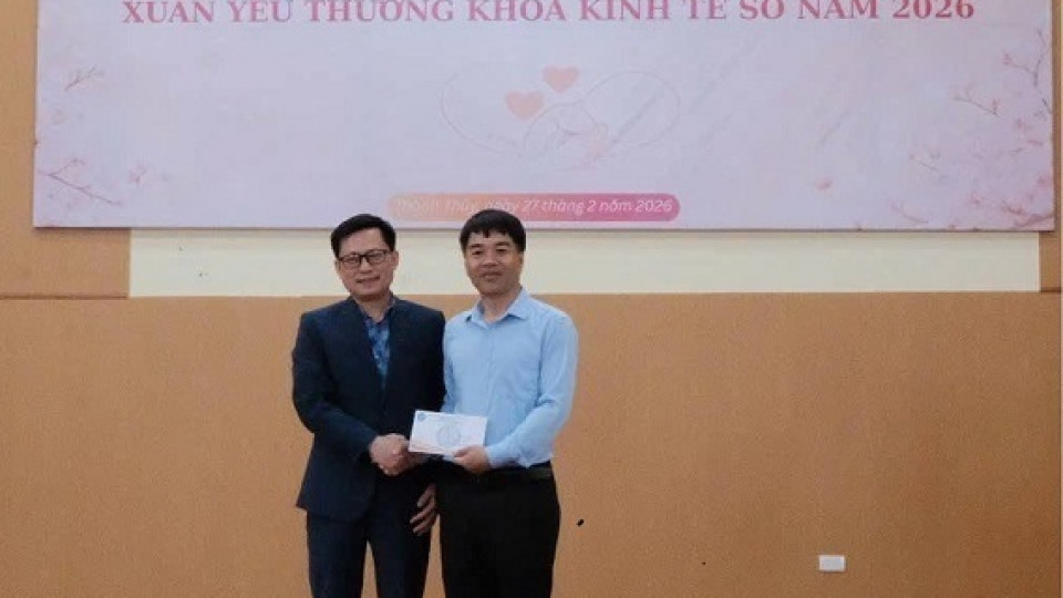 Khoa Kinh tế số kết nối cộng đồng tại Trường THPT Thanh Thuỷ