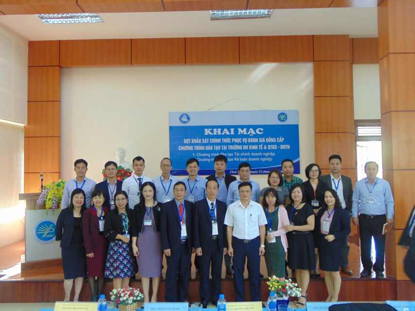 Khai mạc khảo sát chính thức đánh giá đồng cấp 02 chương trình đào tạo: Tài chính doanh nghiệp và Kế toán doanh nghiệp