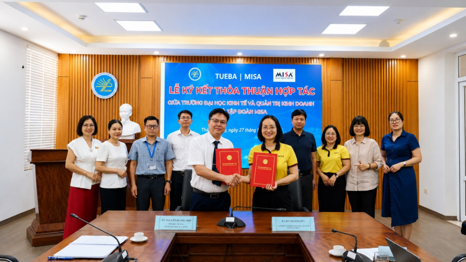 TUEBA và Tập đoàn MISA ký kết hợp tác, thúc đẩy đào tạo và phát triển nguồn nhân lực trong thời kỳ chuyển đổi số