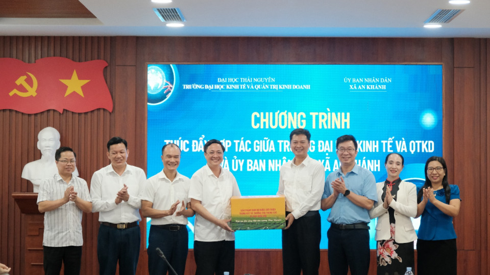 TUEBA đồng hành cùng xã An Khánh thúc đẩy chuyển đổi số,  phát triển kinh tế và nâng cao chất lượng nguồn nhân lực
