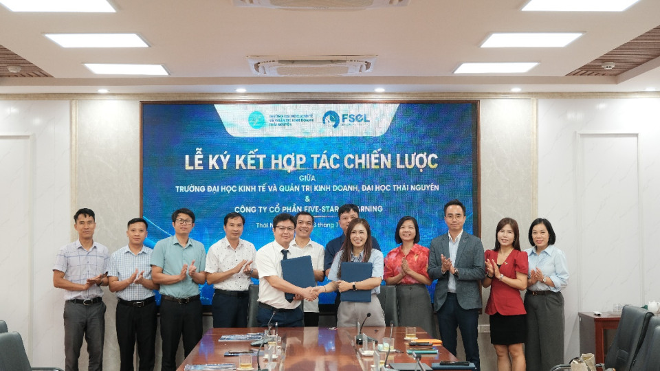 TUEBA và Công ty Cổ phần Five-Star E-Learning ký kết hợp tác thúc đẩy chuyển đổi số giáo dục và phát triển nguồn nhân lực chất lượng cao